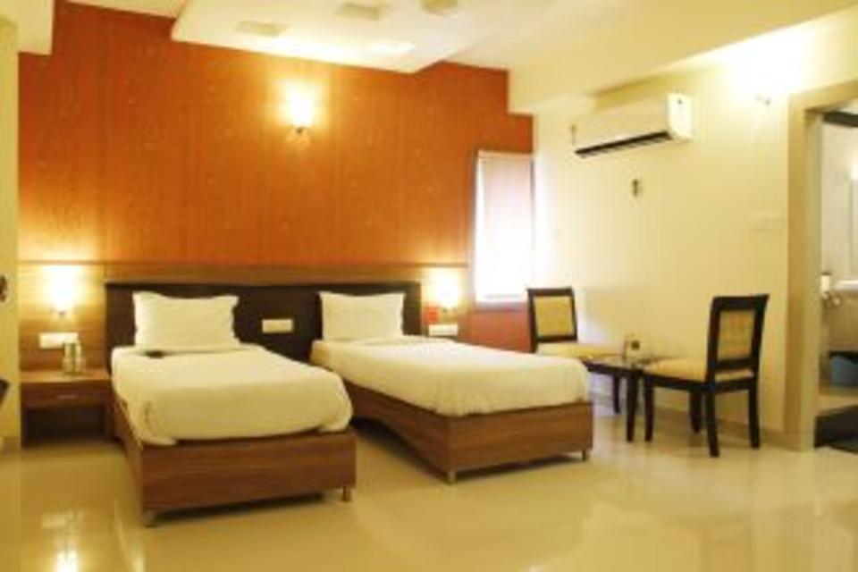 Kottārakara Hotel Shilpa Regency מראה חיצוני תמונה